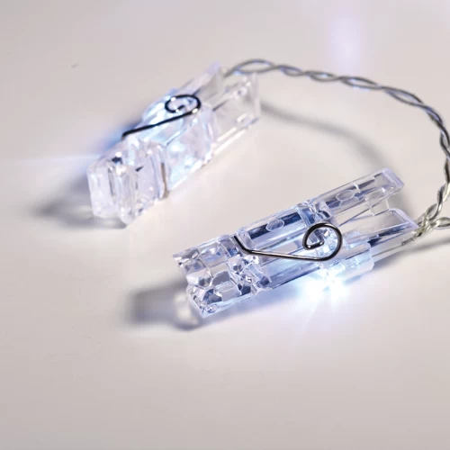 ^ PLASTIC CLIPS 20LED ΛΑΜΠΑΚ ΣΕΙΡΑ ΜΠΑΤΑΡ.(3xAA)&ΧΡΟΝΟΔΙΑΚ (6ΟΝ/18OFF) ΨΥΧΡΟ ΛΕΥΚΟ IP20 285+30cm